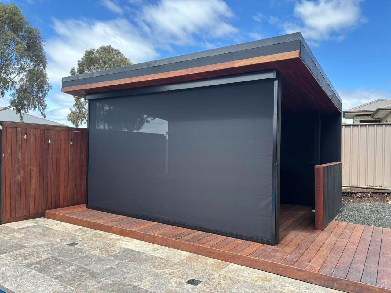 How to use roller doors safely, durably, and with minimal malfunctions